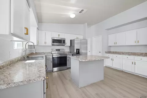 7862 E 44th Pl, Yuma, AZ 85365 photo 3