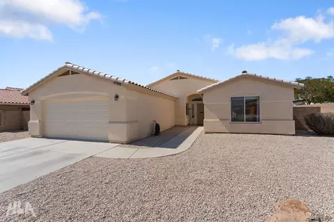 Exterior - 10616 E 38 Ln, Yuma, AZ 85365 photo 3 of 11
