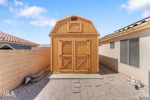 Exterior - 10616 E 38 Ln, Yuma, AZ 85365 photo 7 of 11