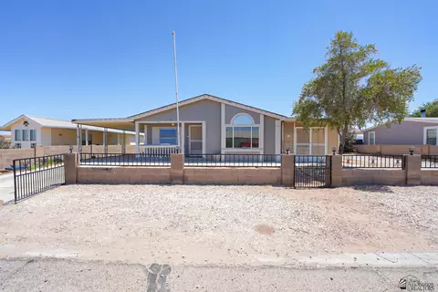 30213 E Quail Trl, Wellton, AZ 85356