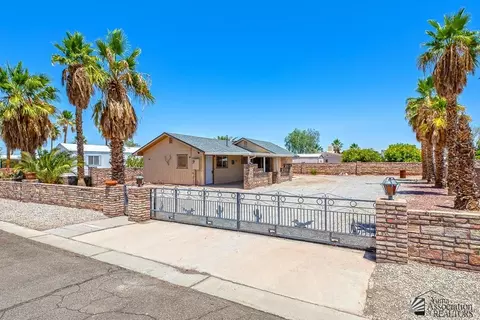 Exterior - 13466 E 47 St, Yuma, AZ 85367 photo 7 of 10