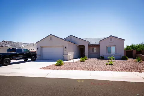 3765 S Falcon Dr, Yuma, AZ 85365