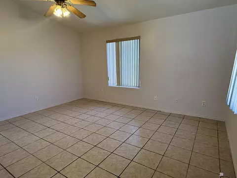 9557 E 35 Pl, Yuma, AZ 85365 photo 2