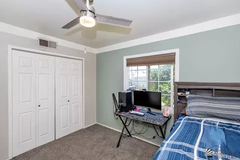 Bedroom - 285 E 26 St, Yuma, AZ 85364 photo 3 of 4