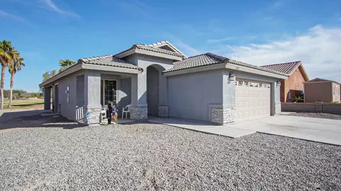 11811 S Apache Ave, Wellton, AZ 85356