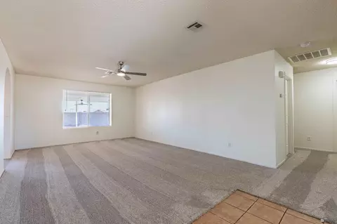 Living - 11255 E 27 St, Yuma, AZ 85367 photo 2 of 8