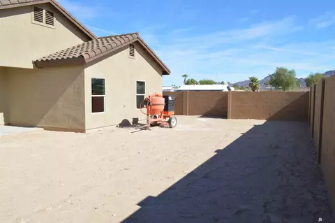 Exterior - 13131 E 54 Dr, Yuma, AZ 85367 photo 4 of 6