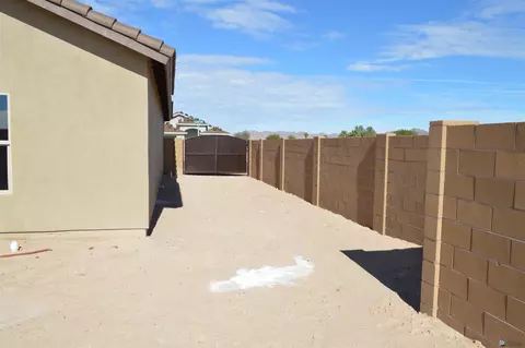 Exterior - 13131 E 54 Dr, Yuma, AZ 85367 photo 5 of 6