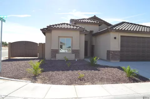 Exterior - 13131 E 54 Dr, Yuma, AZ 85367 photo 3 of 6