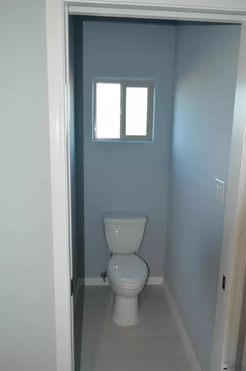 Bath - 13112 E 54 St, Yuma, AZ 85367 photo 3 of 5