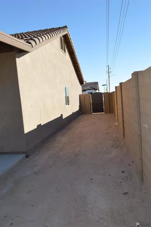 Exterior - 13112 E 54 St, Yuma, AZ 85367 photo 2 of 6
