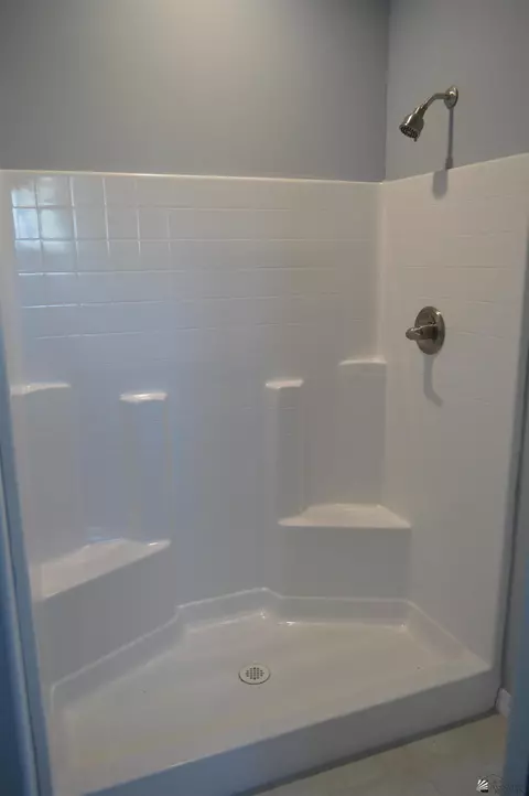 Bath - 13112 E 54 St, Yuma, AZ 85367 photo 2 of 5