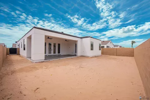 Exterior - 7948 E 34 Ln, Yuma, AZ 85365 photo 8 of 10
