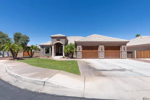 3976 S Plowman Dr, Yuma, AZ 85365