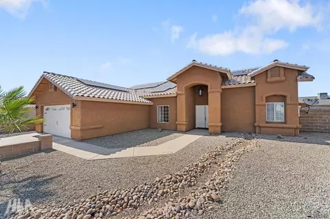 10592 E 38 St, Yuma, AZ 85365