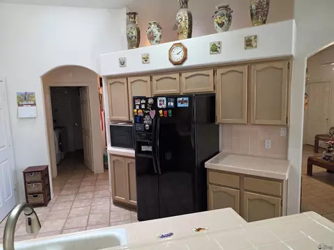 Kitchen - 7794 E Topeka Pl, Yuma, AZ 85365 photo 2 of 2