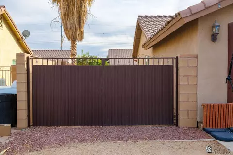 Exterior - 7631 E 25 Pl, Yuma, AZ 85365 photo 2 of 12