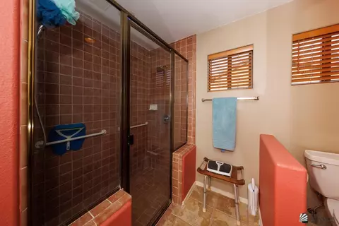 Bath - 7631 E 25 Pl, Yuma, AZ 85365 photo 3 of 3