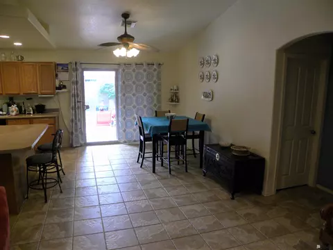 Dining - 7631 E 25 Pl, Yuma, AZ 85365 photo 2 of 3