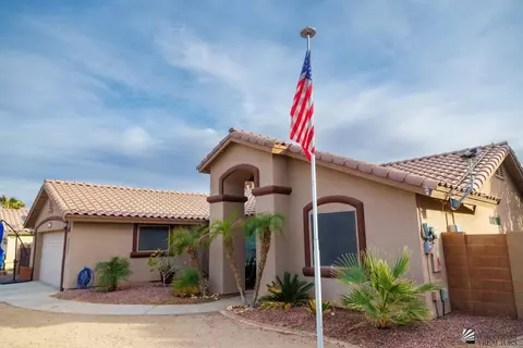 Exterior - 7631 E 25 Pl, Yuma, AZ 85365 photo 9 of 12