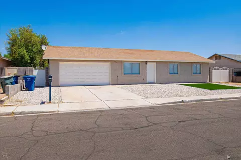 2794 W 27 Ln, Yuma, AZ 85364