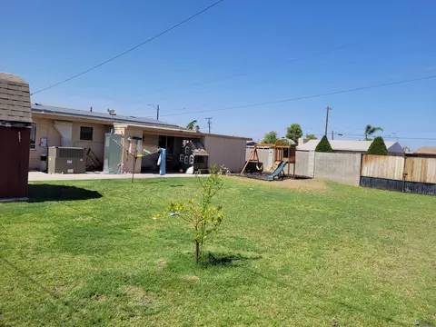 900 E 25 St, Yuma, AZ 85365 photo 8
