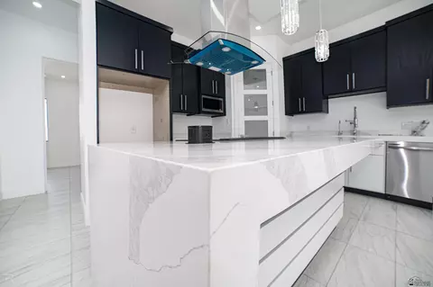 Kitchen - 10652 E 45 Pl, Yuma, AZ 85367 photo 1 of 4