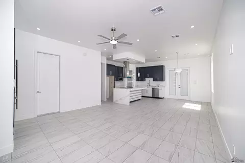 Living - 10652 E 45 Pl, Yuma, AZ 85367 photo 1 of 2