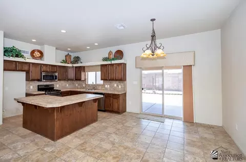 11561 E 25 Pl, Yuma, AZ 85367 photo 10