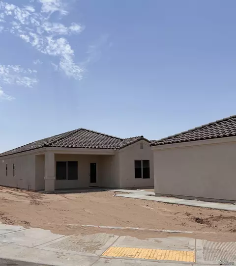 8588 E Desert Spring Dr, Yuma, AZ 85365 photo 2