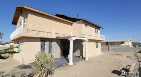 1658 E B St, San Luis, AZ 85336