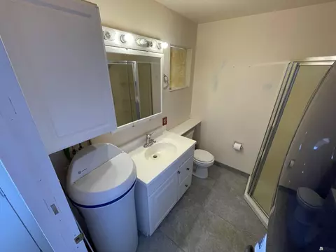 Bath - 13669 E 55 St, Yuma, AZ 85367 photo 2 of 2