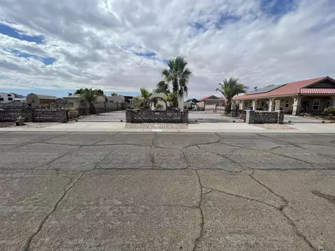 Exterior - 13669 E 55 St, Yuma, AZ 85367 photo 3 of 17