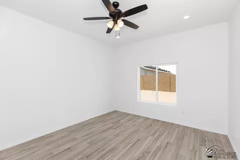 Bedroom - 7882 E 35 Pl, Yuma, AZ 85365 photo 2 of 2