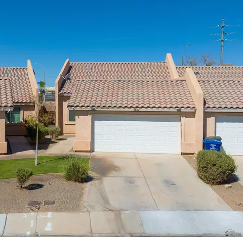 3182 S Robert Way, Yuma, AZ 85365