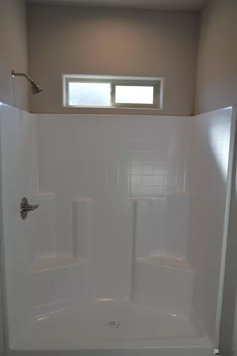 Bath - 13134 E 54 Dr, Yuma, AZ 85367 photo 4 of 4