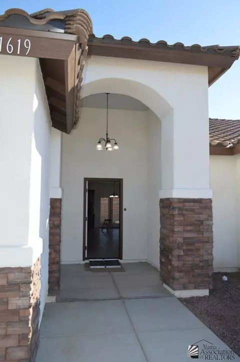 Exterior - 13123 E 54 St, Yuma, AZ 85367 photo 2 of 3