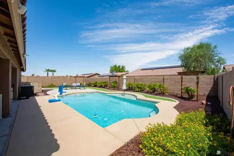 Exterior - 11660 E 36 St, Yuma, AZ 85367 photo 6 of 8