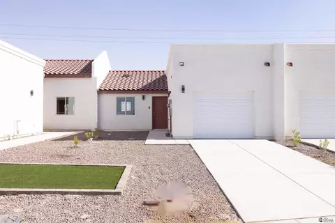 4830 E Jett St, San Luis, AZ 85336