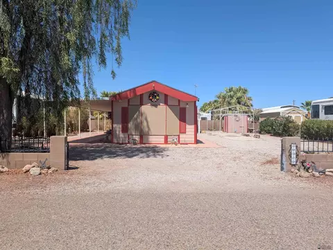 10310 S June Bug Ln, Wellton, AZ 85356
