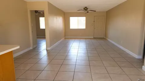 Living - 2873 S 28 Dr, Yuma, AZ 85364 photo 2 of 2