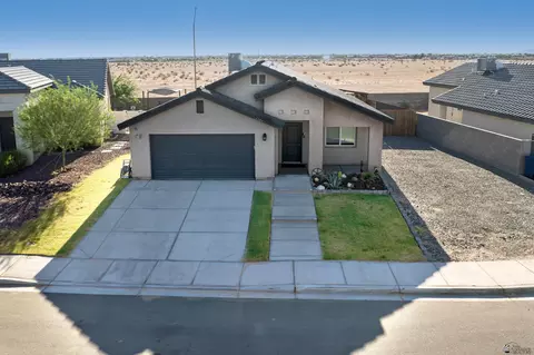 4204 S Hinckley Dr, Yuma, AZ 85365
