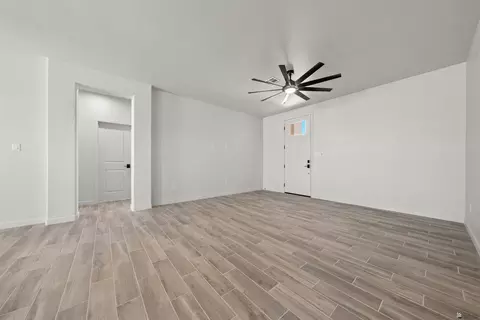 Living - 10792 E 45 Ln, Yuma, AZ 85367 photo 3 of 3