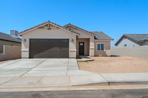 Exterior - 10792 E 45 Ln, Yuma, AZ 85367 photo 2 of 3
