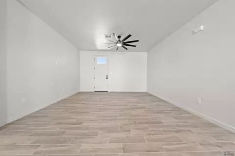 Living - 10792 E 45 Ln, Yuma, AZ 85367 photo 2 of 3