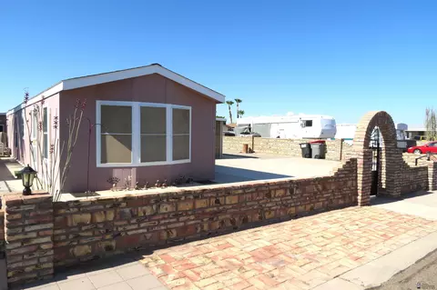 12245 E 39 St, Yuma, AZ 85367 photo 2