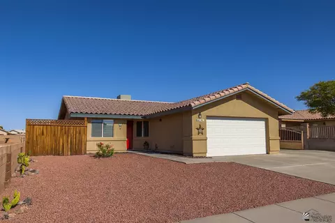 10227 S Typhoon Ave, Yuma, AZ 85365