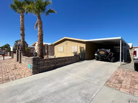13718 E 51 St, Yuma, AZ 85367