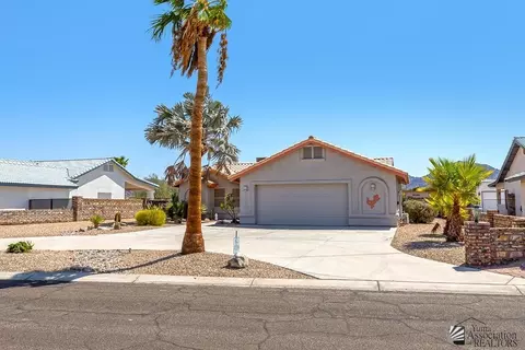 13199 S Driftwood Dr, Yuma, AZ 85364
