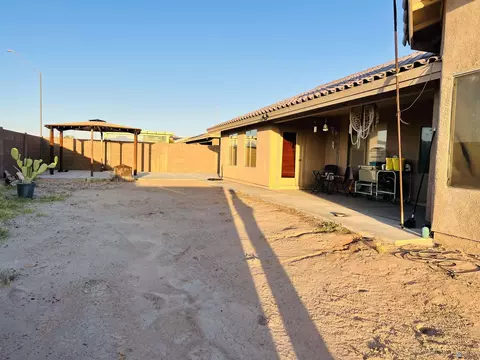 Exterior - 6332 E 46 Pl, Yuma, AZ 85365 photo 11 of 15